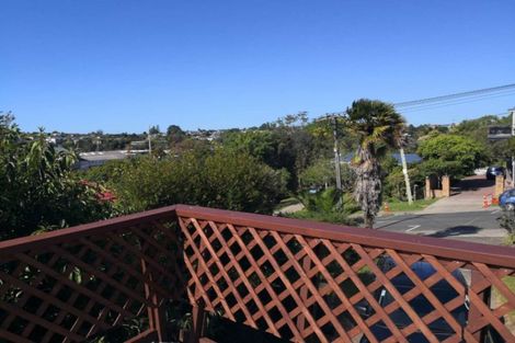 Photo of property in 24 Woodside Avenue, Northcote, Auckland, 0627
