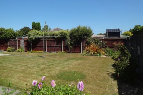 Photo of property in 44 Wychwood Crescent, Bishopdale, Christchurch, 8053
