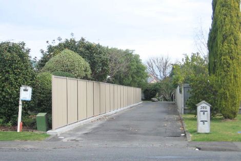 Photo of property in 243b Warwick Road, Mayfair, Hastings, 4122