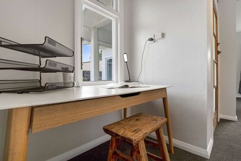 Photo of property in 64 Great North Road, Saint Johns Hill, Whanganui, 4500