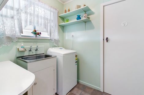 Photo of property in 69 Rhodes Street, Waimate, 7924