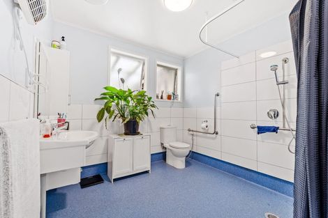 Photo of property in 84 Devich Road, Mangawhai, Wellsford, 0975