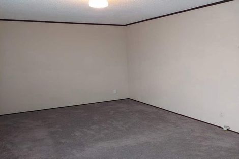 Photo of property in 8a Wainui Road, Waiwhetu, Lower Hutt, 5010