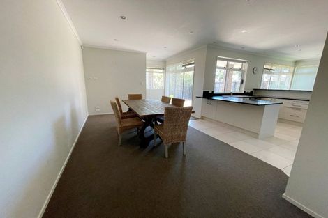 Photo of property in 1 Bartlett Drive, Silverdale, 0932