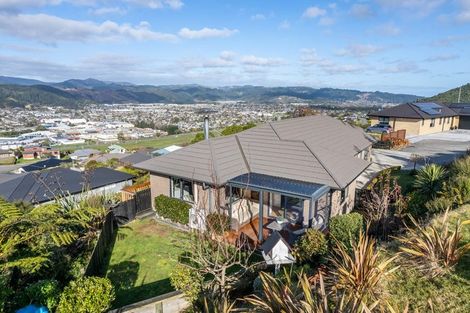 Photo of property in 23 Percy Kinsman Crescent, Riverstone Terraces, Upper Hutt, 5018