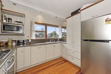 Photo of property in 43 Cambridge Road, Hillcrest, Hamilton, 3216