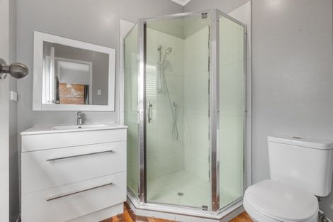 Photo of property in 7 Curzon Street, Onehunga, Auckland, 1061