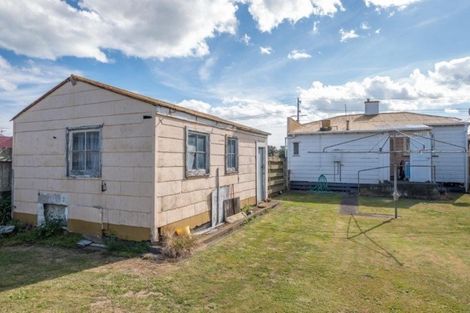 Photo of property in 64 Disraeli Street, Hawera, 4610