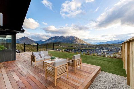 Photo of property in 125 Spur Ridge Rise, Jacks Point, 9371