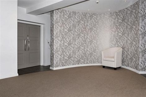 Photo of property in Gb/2 Bassett Road, Remuera, Auckland, 1050