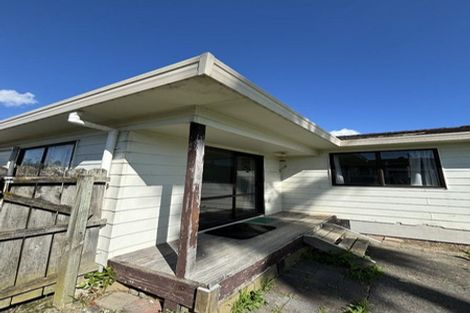 Photo of property in 2/9 Sparrow Place, Weymouth, Auckland, 2103