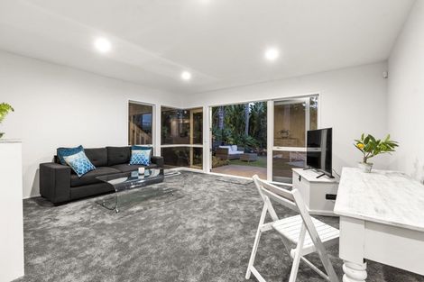 Photo of property in 43 Shuttleworth Place, Manly, Whangaparaoa, 0930