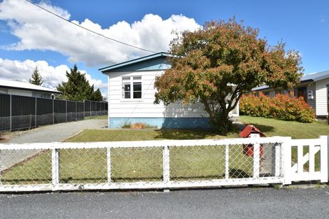 Photo of property in 18 Hopkins Road, Twizel, 7901