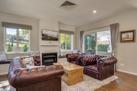 Photo of property in 5 Avocado Lane, Bethlehem, Tauranga, 3110