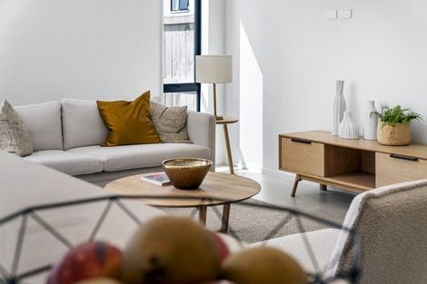 Photo of property in 104e Pepene Avenue, Takanini, 2112