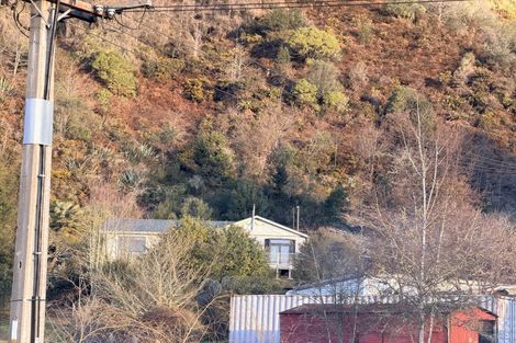 Photo of property in 9 Rosstown Road, Reefton, 7830