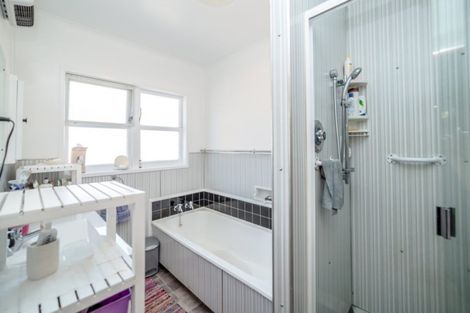 Photo of property in 4 Rexwood Street, Carterton, 5713