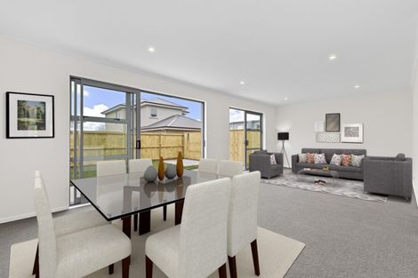 Photo of property in 46 William Wallbank Crescent, Swanson, Auckland, 0614