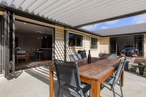 Photo of property in 9 Cooper Crescent, Cambridge, 3434