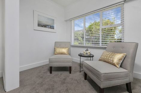 Photo of property in 31 Mahara Avenue, Birkenhead, Auckland, 0626