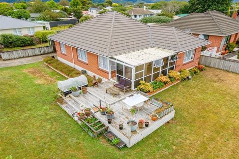Photo of property in 63 Routley Crescent, Elderslea, Upper Hutt, 5018