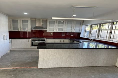 Photo of property in 60 Medvale Avenue, Flat Bush, Auckland, 2019