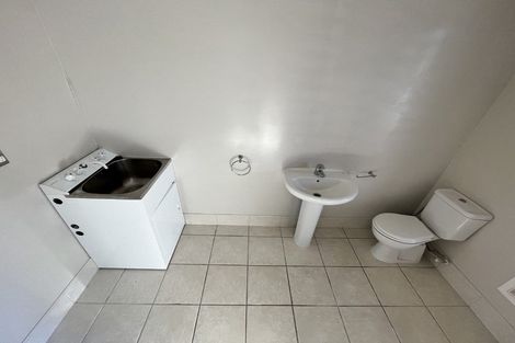 Photo of property in 9m Clearwater Cove, West Harbour, Auckland, 0618