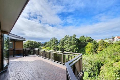 Photo of property in 6a Marjory Close, Broadmeadows, Wellington, 6035