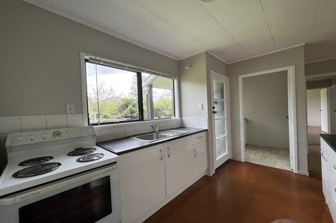 Photo of property in 147 Universal Drive, Henderson, Auckland, 0610