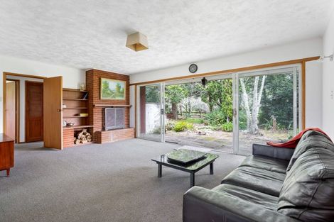 Photo of property in 276 Boord Crescent, Kumeu, 0891