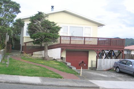 Photo of property in 20 Lomita Road, Johnsonville, Wellington, 6037