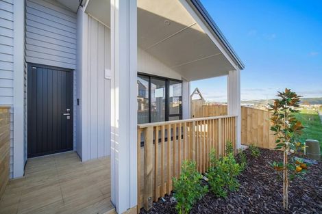 Photo of property in 62 Kaapehu Street, Karaka, 2578