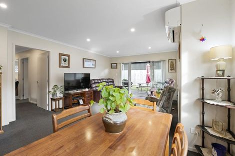 Photo of property in 22 Blanche Road, Papamoa Beach, Papamoa, 3118