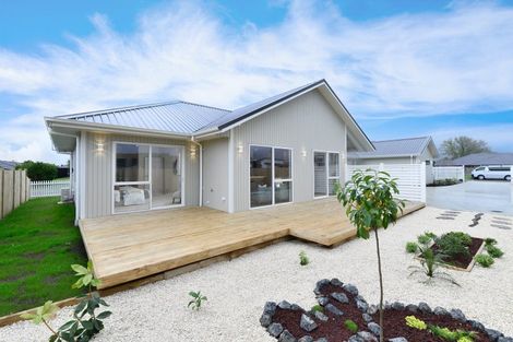 Photo of property in 112 Matua Road, Huapai, Kumeu, 0810