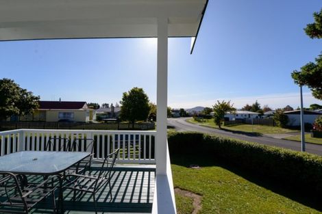 Photo of property in 26 Pohutukawa Drive, Owhata, Rotorua, 3010