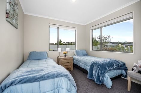 Photo of property in 12 Vantage Place, Omokoroa, 3114