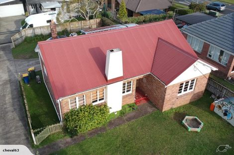 Photo of property in 126 Titirangi Road, New Lynn, Auckland, 0600