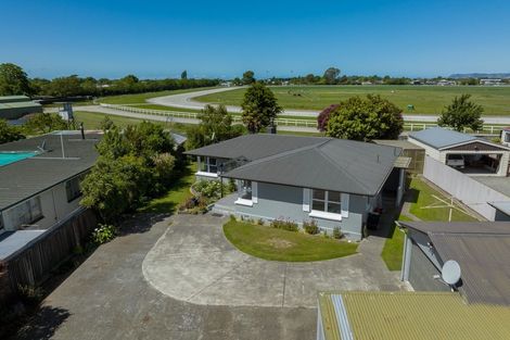 Photo of property in 82a Mclauchlan Street, Springlands, Blenheim, 7201