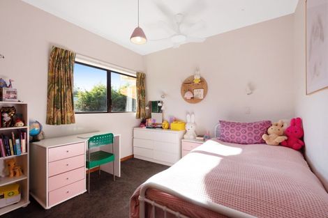 Photo of property in 15a Alexander Road, Raumati Beach, Paraparaumu, 5032