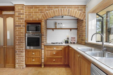 Photo of property in 8 Mark Williams Place, Clevedon, Papakura, 2582