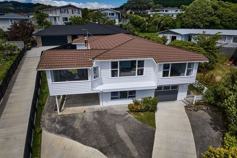 Photo of property in 37 Pembroke Street, Tawa, Wellington, 5028