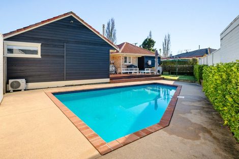 Photo of property in 12 Minchin Crescent, St Andrews, Hamilton, 3200