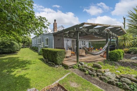 Photo of property in 13 Cliff Street, Coalgate, 7673