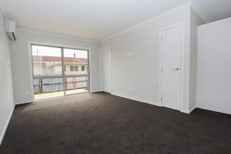 Photo of property in 4/14 Breckons Avenue, Nawton, Hamilton, 3200