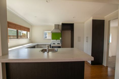 Photo of property in 36 Athenree Road, Athenree, Katikati, 3177