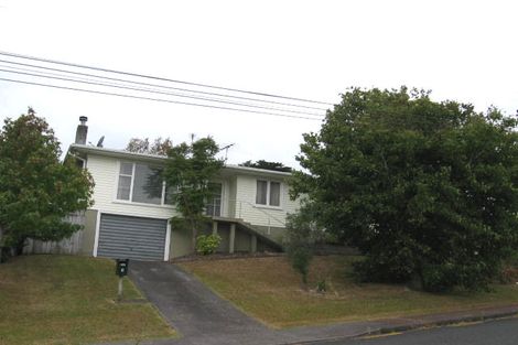 Photo of property in 2/1 Tonkin Drive, Sunnynook, Auckland, 0620