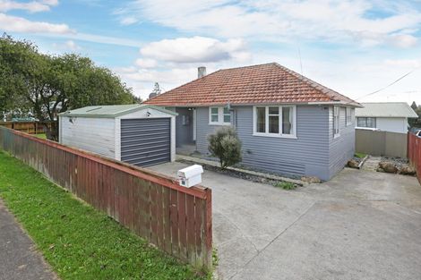 Photo of property in 20 Church Street, Tuakau, 2121