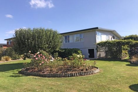 Photo of property in 19 Lewin Street, Balclutha, 9230