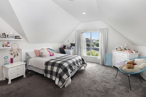 Photo of property in 238 Withells Road, Avonhead, Christchurch, 8042