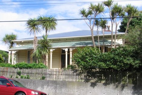 Photo of property in 82 Russell Terrace, Berhampore, Wellington, 6023